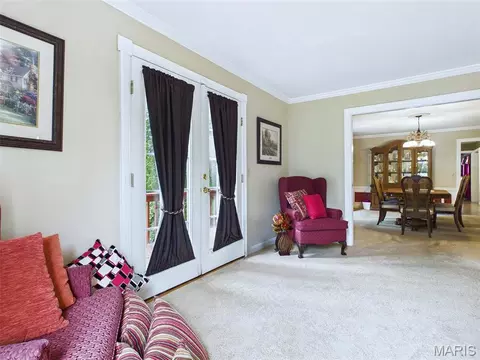 Entry Way - 22 Frontenac Pl, Godfrey, IL 62035 photo 2 of 3