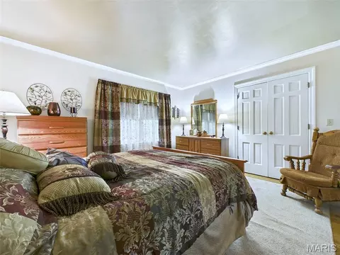 Bedroom - 22 Frontenac Pl, Godfrey, IL 62035 photo 3 of 7