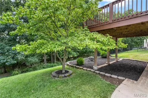 Exterior - 1971 Fox Pointe Dr, Arnold, MO 63010 photo 5 of 13