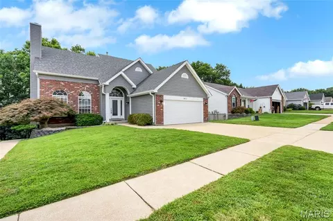 Exterior - 1971 Fox Pointe Dr, Arnold, MO 63010 photo 10 of 13