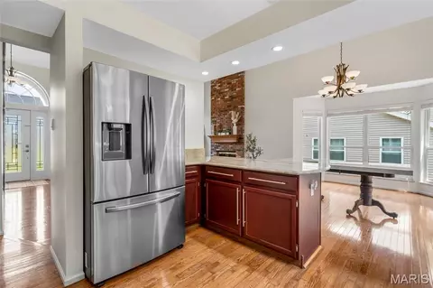 Kitchen - 1971 Fox Pointe Dr, Arnold, MO 63010 photo 4 of 5