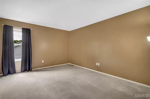Bedroom - 1971 Fox Pointe Dr, Arnold, MO 63010 photo 5 of 6