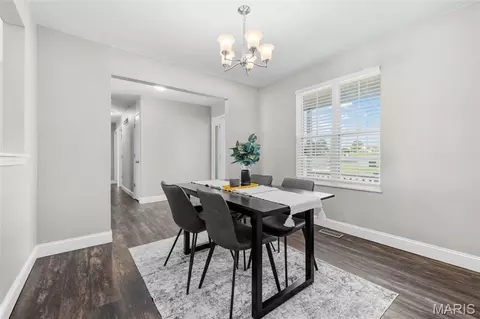 Dining - 100 Willow Rdg, Valmeyer, IL 62295 photo 1 of 2