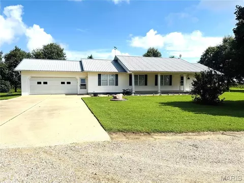 Exterior - 1918 Boone Ln, Gibson, MO 63847 photo 2 of 13