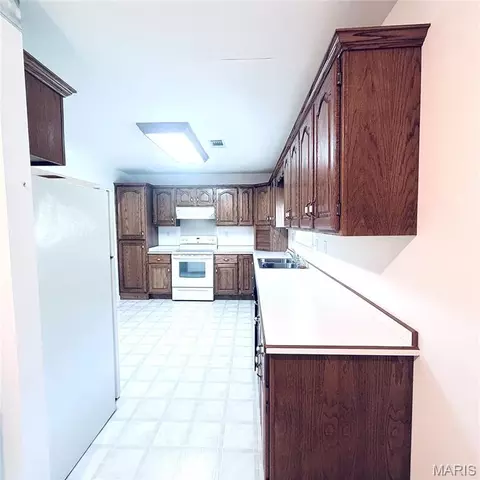 Kitchen - 1918 Boone Ln, Gibson, MO 63847 photo 2 of 4
