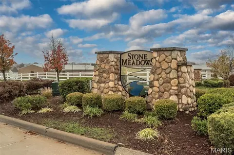 853 Dylan Dr, Wentzville, MO 63385