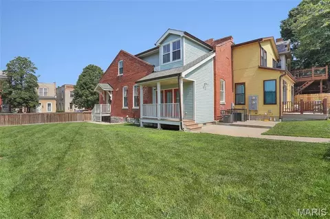 2704 Mcnair, Saint Louis, MO 63118