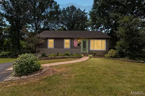 161 Chatwood Ter, Crestwood, MO 63126