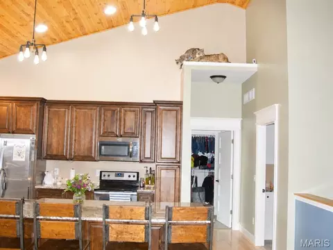 Kitchen - 6779 Elmont Rd, Sullivan, MO 63080 photo 1 of 2