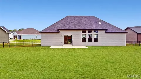 Exterior - 476 Hayden Dr, Waterloo, IL 62298 photo 2 of 3