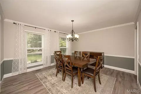 Dining - 583 Princeway Ct, Manchester, MO 63011 photo 1 of 4