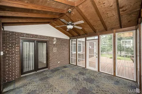 Exterior - 583 Princeway Ct, Manchester, MO 63011 photo 3 of 11