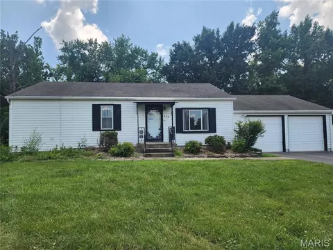 408 Bender Ave, East Alton, IL 62024