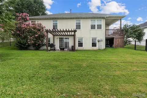 Exterior - 2547 Ridgeway Dr, Jackson, MO 63755 photo 5 of 13