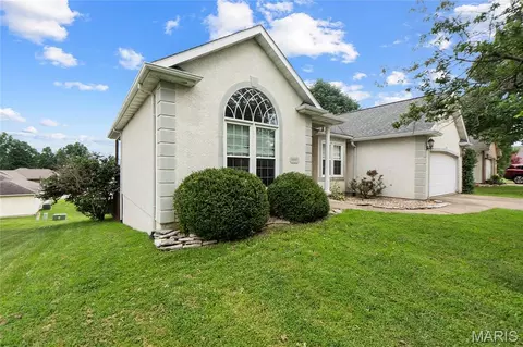 Exterior - 2547 Ridgeway Dr, Jackson, MO 63755 photo 3 of 13
