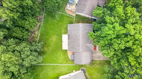 1115 Shadowoak Dr, Ballwin, MO 63021 photo 38
