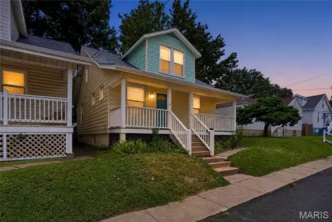 409 W Holden Ave, Saint Louis, MO 63125