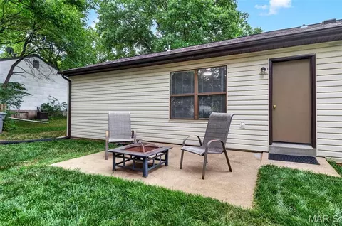 Exterior - 2305 Amarillo Dr, O'fallon, MO 63368 photo 7 of 8