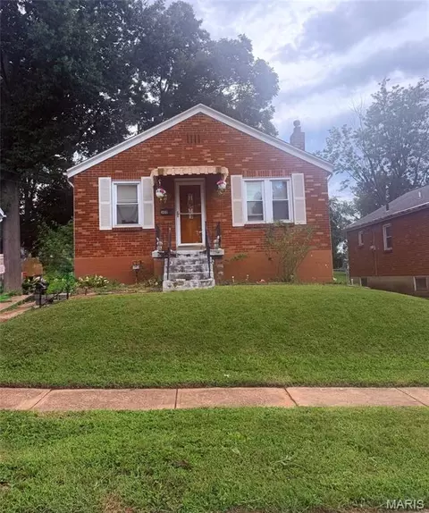 308 Bayless Ave, Saint Louis, MO 63125