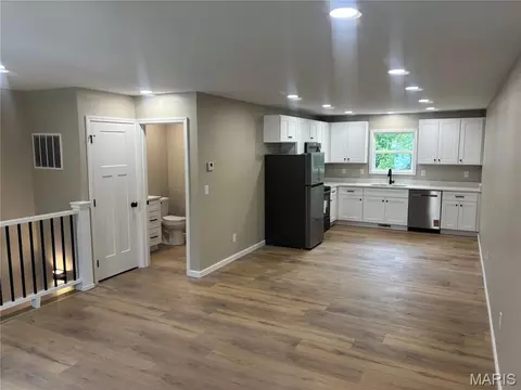 235 Cedar Cir, Jackson, MO 63755 photo 3
