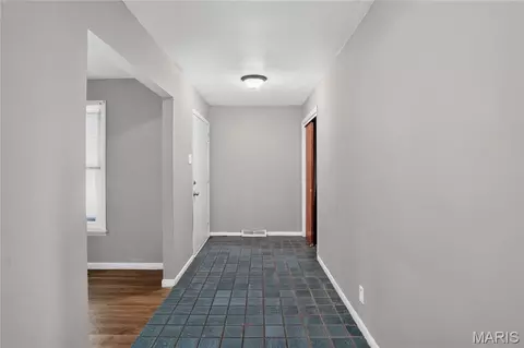 Entry Way - 550 Monceau Dr, Ferguson, MO 63135 photo 1 of 1