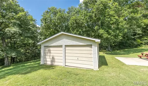 Exterior - 396 Walls Ford Rd, Saint Clair, MO 63077 photo 5 of 9