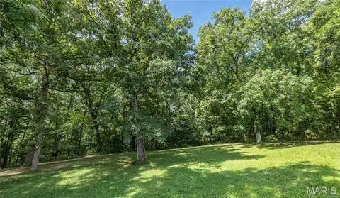 Exterior - 396 Walls Ford Rd, Saint Clair, MO 63077 photo 8 of 9