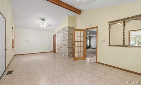 Living - 396 Walls Ford Rd, Saint Clair, MO 63077 photo 5 of 5