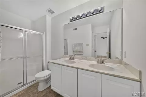 Bath - 101 Timber Creek Dr, O'fallon, MO 63368 photo 6 of 6