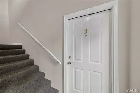 Entry Way - 101 Timber Creek Dr, O'fallon, MO 63368 photo 1 of 1