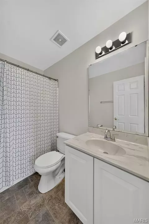 Bath - 101 Timber Creek Dr, O'fallon, MO 63368 photo 1 of 6