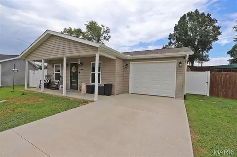 Exterior - 1004 Allenview Dr, Jackson, MO 63755 photo 11 of 14