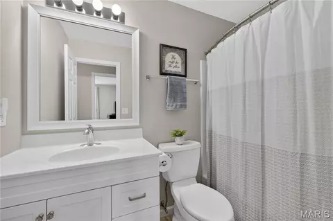 Bath - 37 Sommer Circle Dr, O'fallon, MO 63368 photo 2 of 2