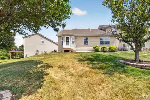 Exterior - 37 Sommer Circle Dr, O'fallon, MO 63368 photo 2 of 3