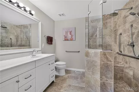 Bath - 37 Sommer Circle Dr, O'fallon, MO 63368 photo 1 of 2
