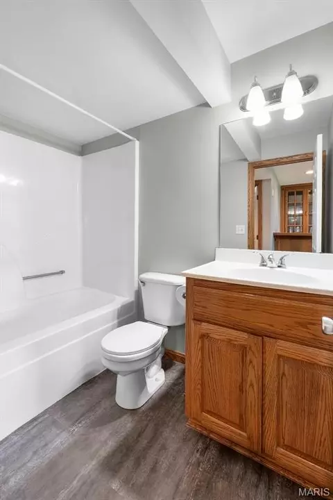 Bath - 2513 Ridgeway Dr, Jackson, MO 63755 photo 4 of 4