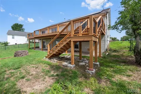 Exterior - 2513 Ridgeway Dr, Jackson, MO 63755 photo 4 of 8