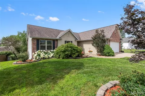 Exterior - 2513 Ridgeway Dr, Jackson, MO 63755 photo 3 of 8