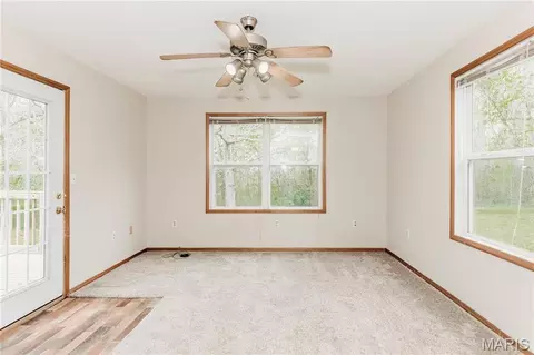 Living - 14580 Conway Rd, Dixon, MO 65459 photo 4 of 5
