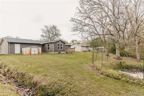 Exterior - 14580 Conway Rd, Dixon, MO 65459 photo 7 of 9