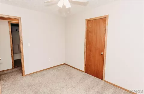 Bedroom - 14580 Conway Rd, Dixon, MO 65459 photo 2 of 9