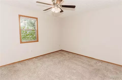 Bedroom - 14580 Conway Rd, Dixon, MO 65459 photo 3 of 9