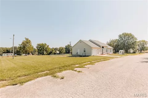 Exterior - 150 Cedar Circle Dr, Vienna, MO 65582 photo 11 of 11