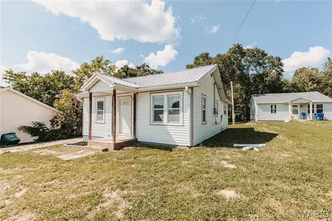 Other - 308 W 5th St, Dixon, MO 65459 photo 1 of 9