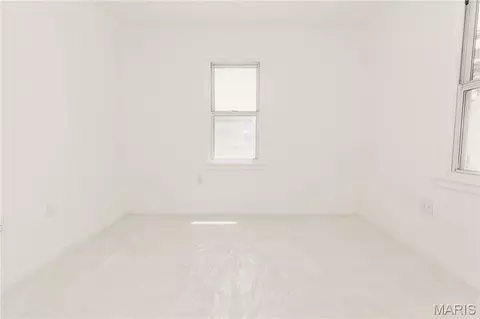 Bedroom - 308 W 5th St, Dixon, MO 65459 photo 6 of 10