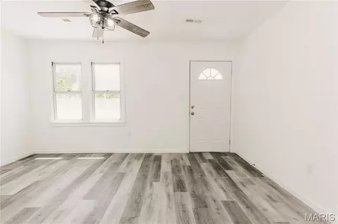 Living - 308 W 5th St, Dixon, MO 65459 photo 2 of 4