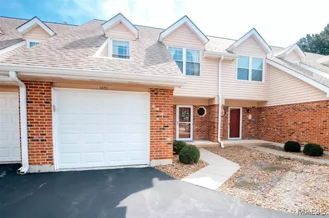 Exterior - 1429 Tahoe Valley Ct, Ballwin, MO 63021 photo 2 of 9