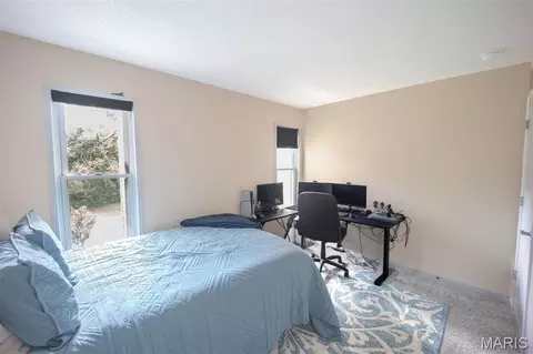 Bedroom - 1429 Tahoe Valley Ct, Ballwin, MO 63021 photo 3 of 3