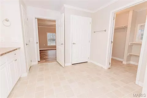 Entry Way - 215 E 5th St, Dixon, MO 65459 photo 1 of 2