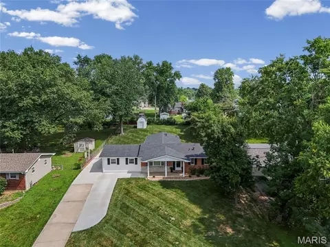 Exterior - 735 Montbrook Dr, O'fallon, MO 63366 photo 8 of 8